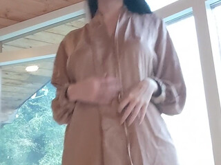 Aella Girl onlyfans Stunning Curva dabbles with dildo