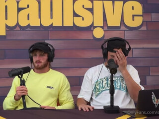 shiaswordgirl Incredible bitch shows off her delicious ass.