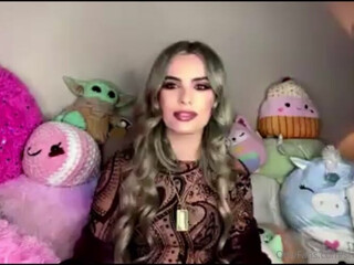 shiaswordgirl slut fucks bear