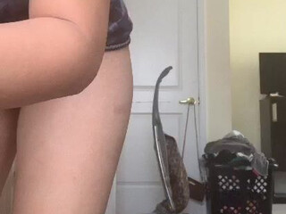 snowbunnyasiyah onlyfans Adult devil pissing and not only