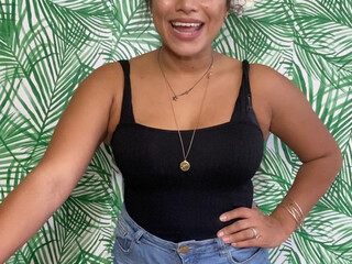 theparadisebartender big tits and neat vagina