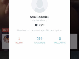 snowbunnyasiyah onlyfans Nude chick caresses shaved holes