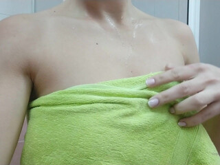 sisgreen onlyfans Gorgeous bitch strips and jerks off