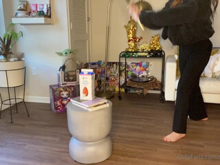 shiaswordgirl can't live without sex