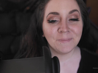 dovey Busty wench cums after handjob