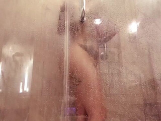 brittanya razavi 8 October 2021