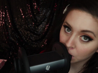 dovey jerks off and gets an incredible orgasm