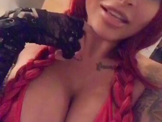 brittanya razavi 29 December 2021