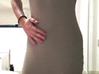 bree baby  caresses her pussy