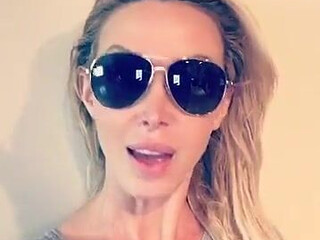 Nikki Benz shows boobs