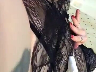 Maud Suicide Sexy babe fucks pussy