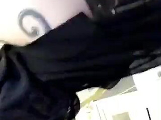 Maud Suicide Depraved mare pulls the vagina