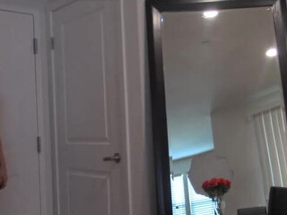 Kali Roses Sizzling beauty showed beautiful tits