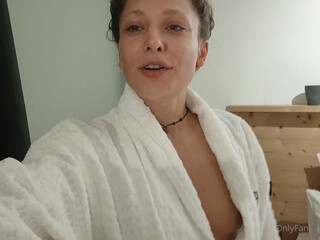 taliamint fainted from orgasm