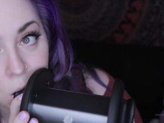 dovey Busty slut caresses both slits