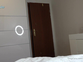 candysamira Big breasted prostitute eroticly undressed