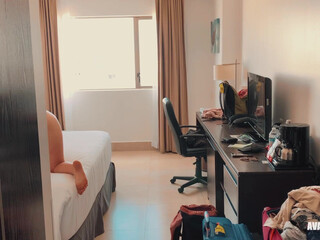 avanicks busty bitch cums