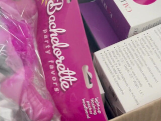 emilieberubefree Charming shows off her tits.