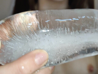 Hannah James aka hannahjames710 onlyfans juicy chick and her round tits