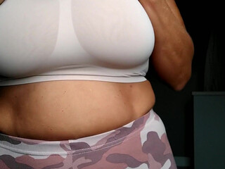 kimithemilfmommy Wonderful mother pulls the cap with her fingers