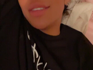 bby Black-haired beauty communicates in fries