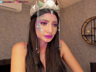 letizia_fulkers Cute female fucking herself with phallus