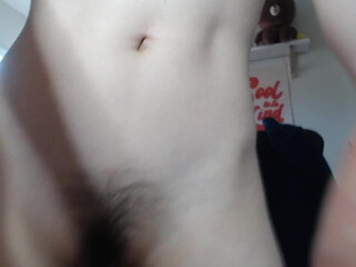 yummykimmy96 Gorgeous female licks dildo