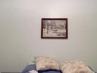 yummykimmy96 girl's insatiable pussy