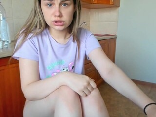 zxv777 Crazy passion hammering anus with a dildo