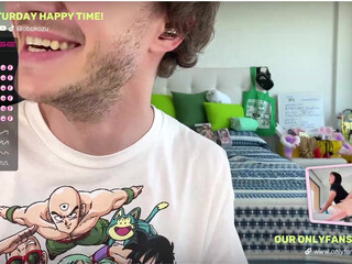 obokozu Busty slut gets fucked while standing with cancer