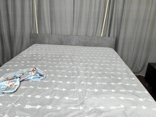 zone_x_project Expressive beauty gets sexuality