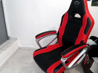 thony_grey Hot prostitute fucks in both holes