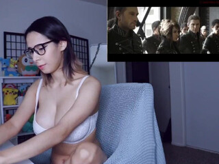 senrii Slim bitch jerks off with sex toys