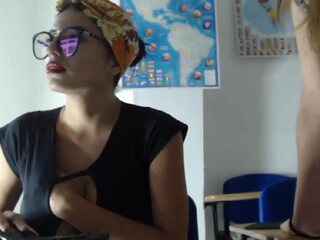 zoecook A test lady fucks sex toy