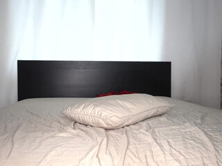 khokhol1999 juicy breasts and smooth pussy