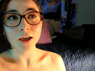 littlee33 Busty blonde shows off snatch