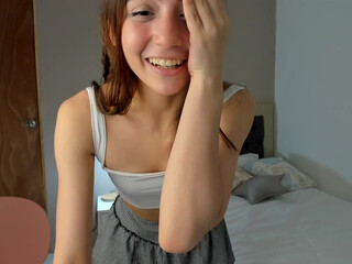 tori_chase Crazy pussy caresses pussy