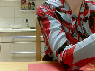 SpartakCHemp  Sexy chick gets cum on face