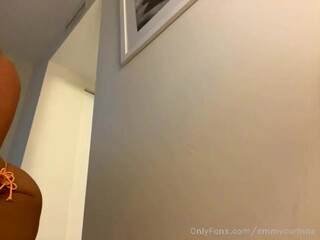 emmycorinne aka Emmy Elliott Alluring bitch shows juicy body