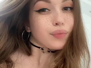 charming_girl aka Charming Girl Milana girl cums