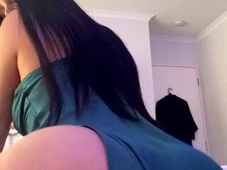 Lily Adrianne Sexy pyshechka exhausting the cap with masturbation