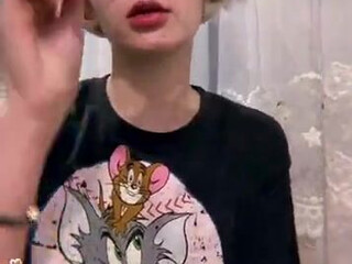 kotofeuka MILF with tattoos jerks off her cunt