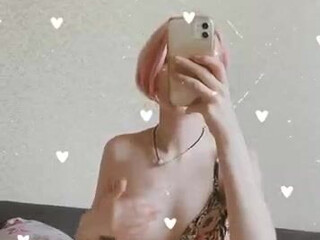 kotofeuka Crazy Quaint caresses shaved cunt