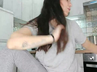 _AlinaSexy_  Black haired prostitute posing in clothes