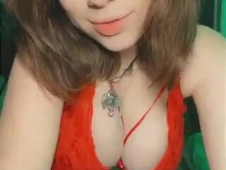 Uwucaptain666  Vaginal hot bitch massage