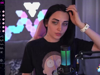 MalinaBo0m  A young doll is naughty with a vibrator