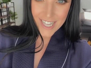 Angela White  convulsing