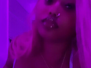 alieyarose onlyfans Feminine female with big boobs enjoys sex toy