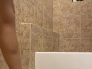 whoahannahjo onlyfans Crazy Nurse Posing On Camera