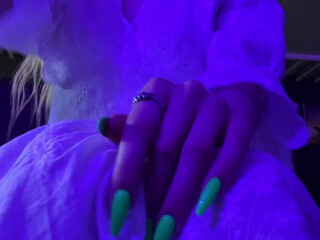 Lexi Poy, The Lexi Princess, lexipoy, lexipoy4 onlyfans with a girlfriend lights like in youth